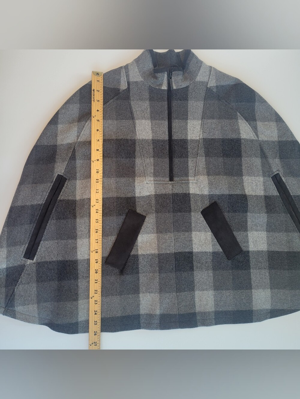 Brooks Brothers Plaid Poncho Coat M Gray Pullover 1/2 Zip Jacket Wool Blend
